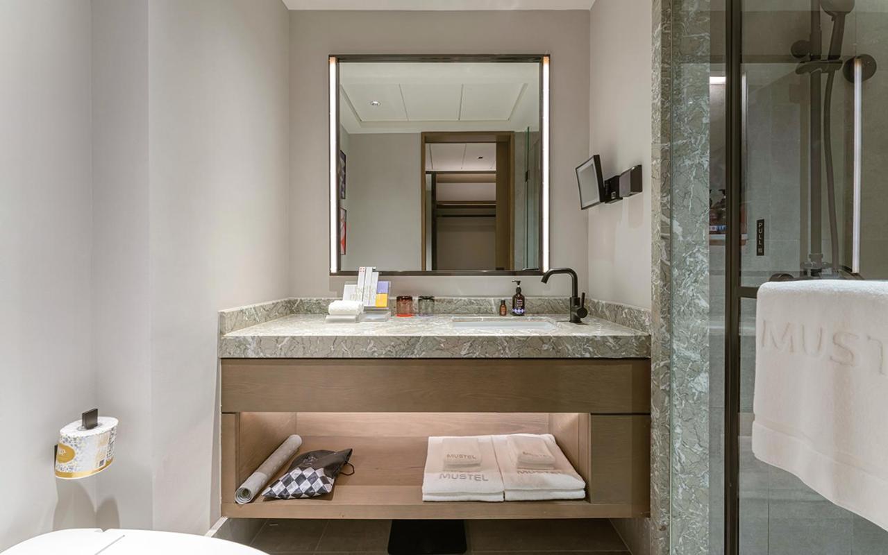The Mustel Hotel Chongqing Hongyadong Zewnętrze zdjęcie