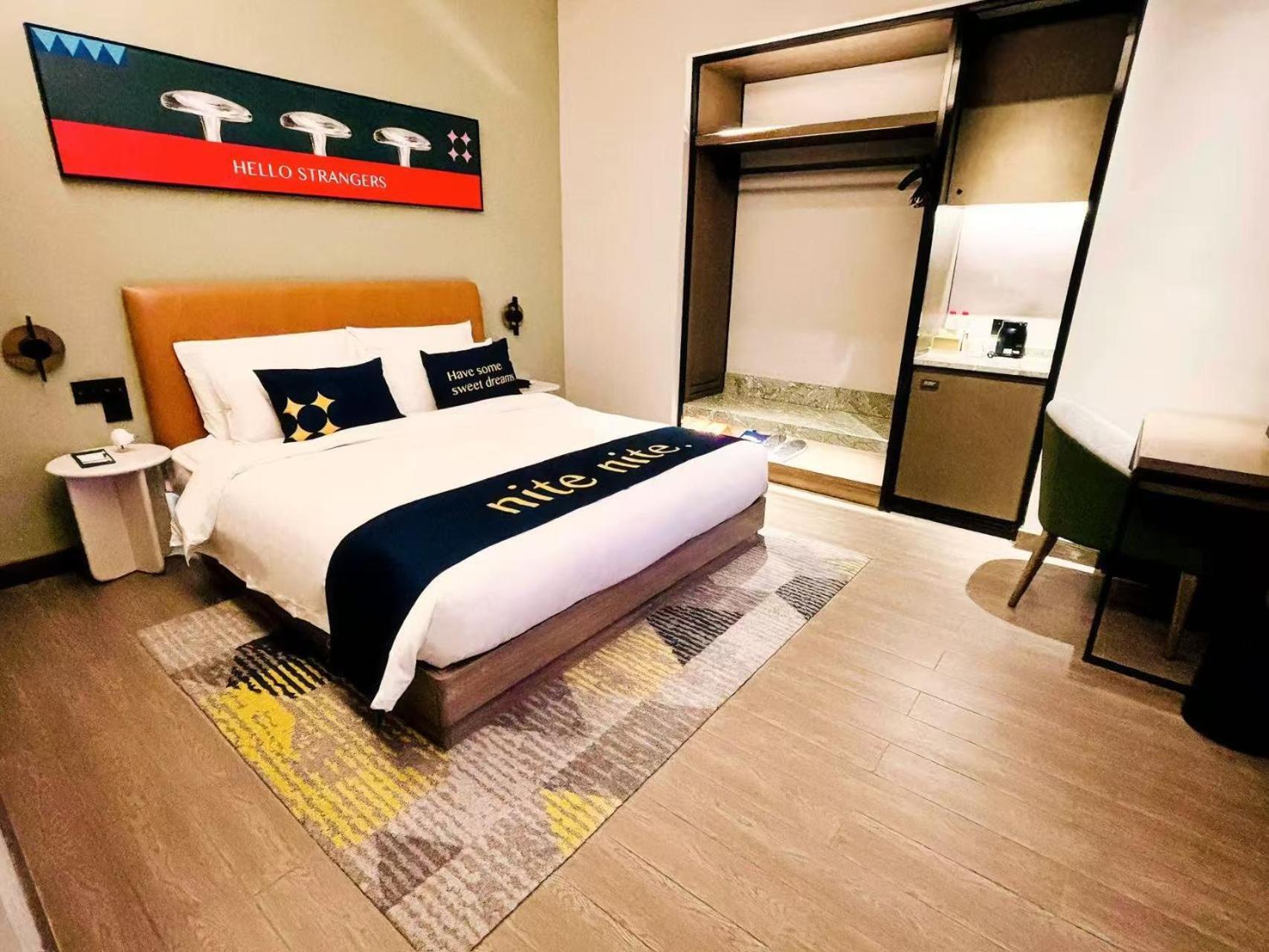 The Mustel Hotel Chongqing Hongyadong Zewnętrze zdjęcie
